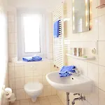 בית הארחה Hotel-pension Peterhof